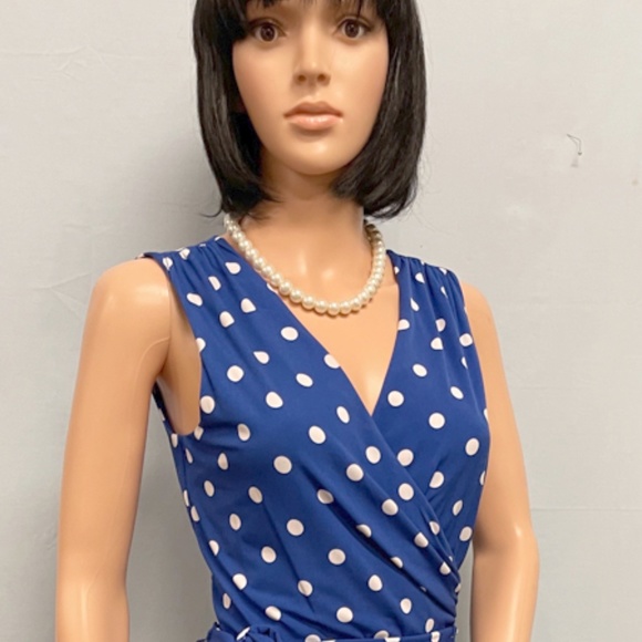 Jessica Howard Dresses & Skirts - JESSICA HOWARD Blue with White Polka Dot  Stretch Sleeveless Dress
